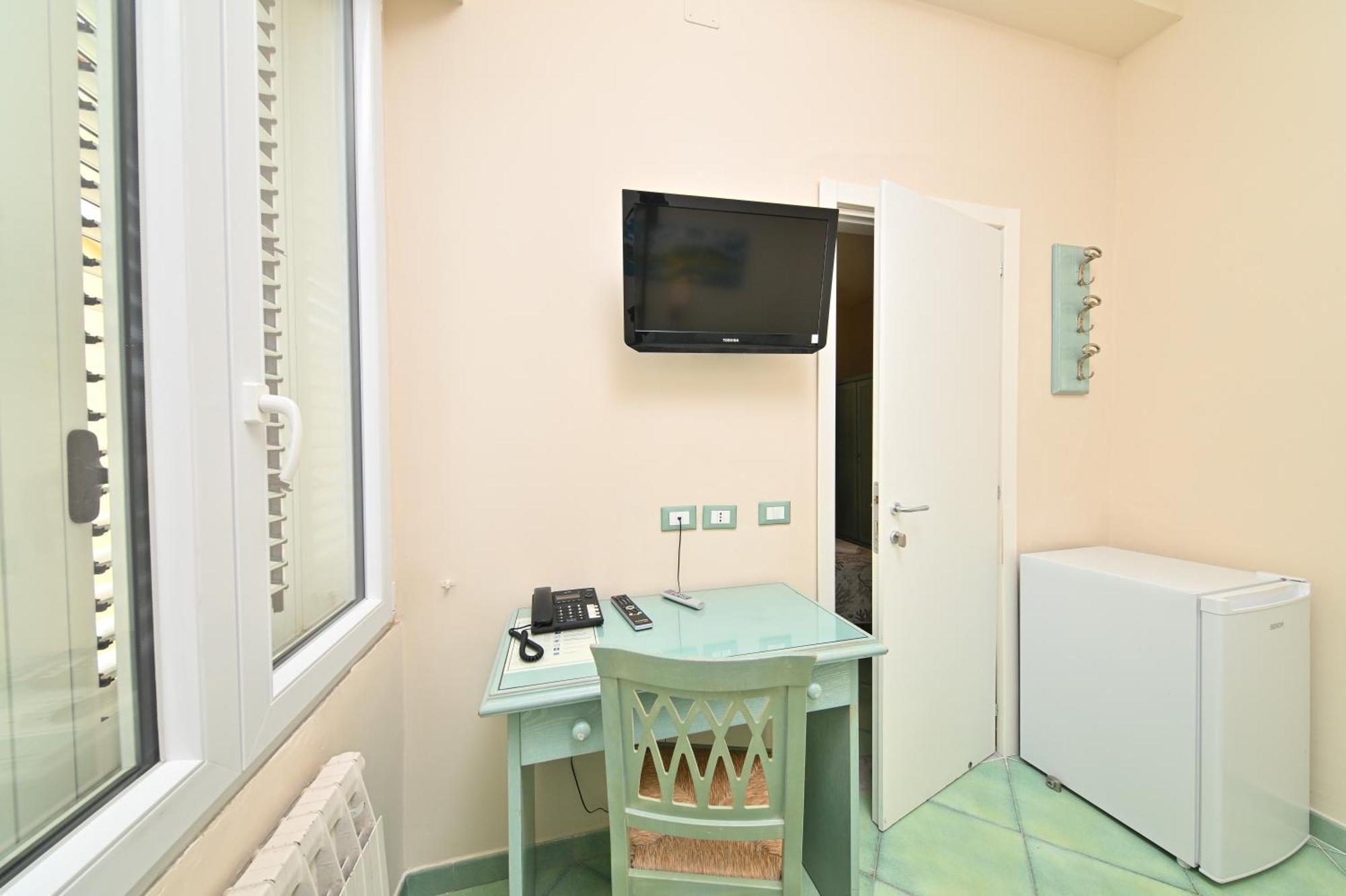 Albergo Atlantic Ischia Ngoại thất bức ảnh